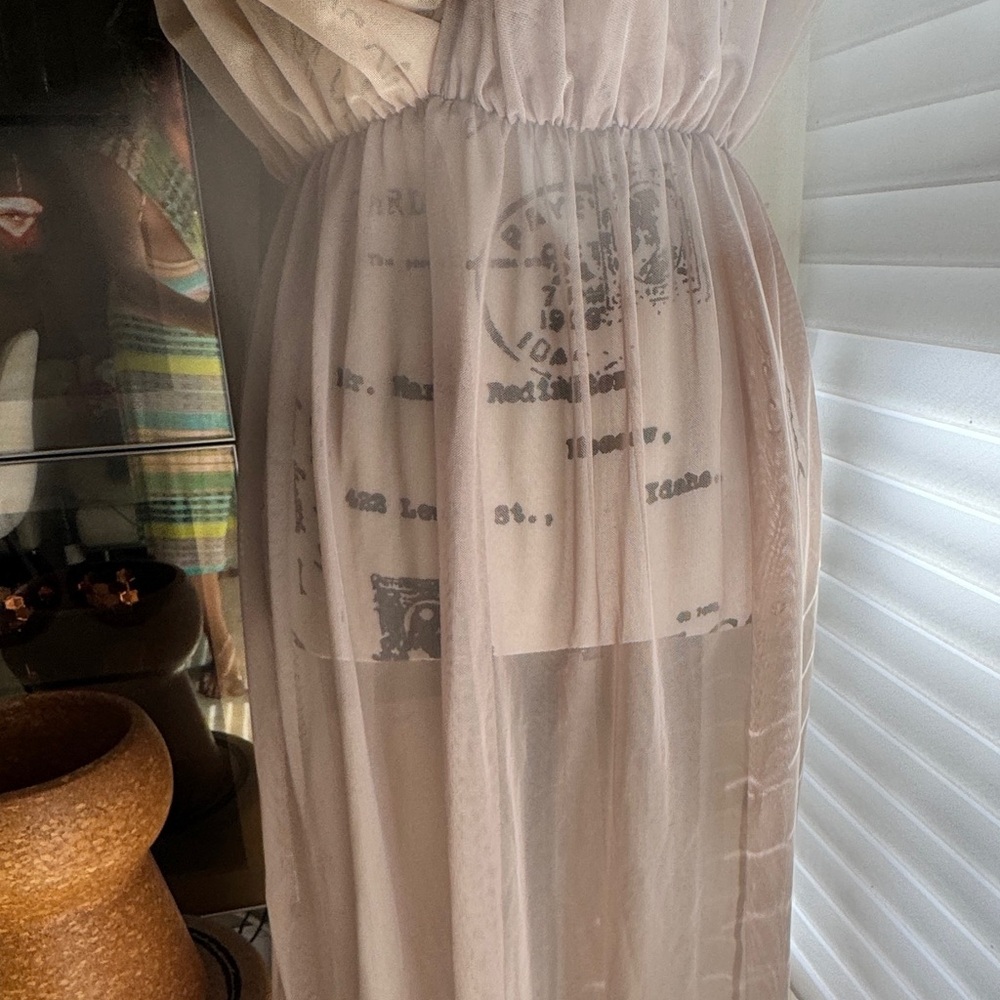 Zara Cream and Tan Sleeveless Beach Cover - Picture 10 of 11